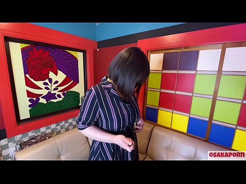 ❤️ Cutie Japanese nwere nnukwu nnụnnụ tit na-eji ihe ụmụaka egwuri egwu na-enwe mmekọahụ na-emetọ onwe ya ma nwee orgasm. Ọ na-ekwu na N'ajụjụ ọnụ banyere ya iberibe ahụmahụ. Nnukwu nnụnnụ tit na ọtụ ntutu na-asụ ude nke ukwuu. Osakaporn ❤❌ Ihe gba ọtọ  ️❤